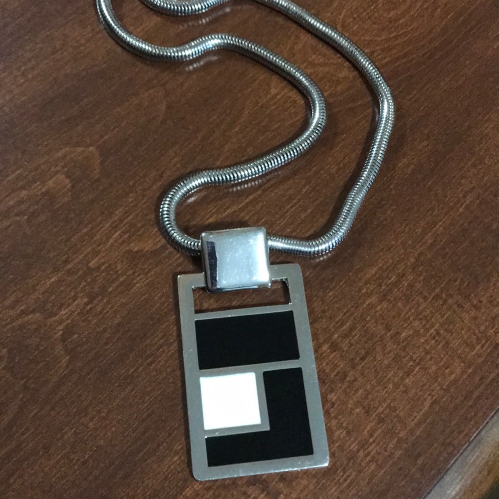 Chico’s necklace